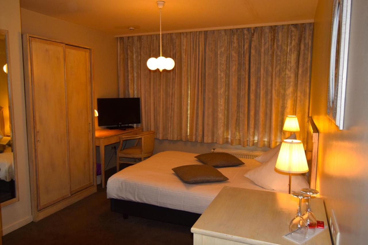 Oranje Hotel 3*
